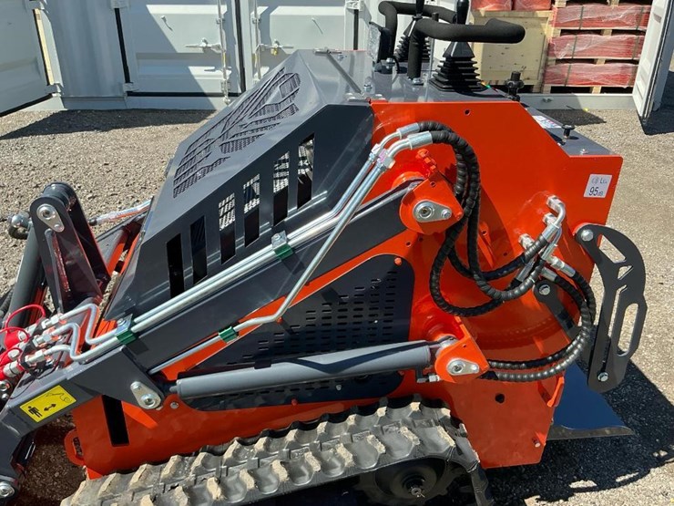 #1001-•-tpm,-t460-mini-skid-steer-loader-image-6