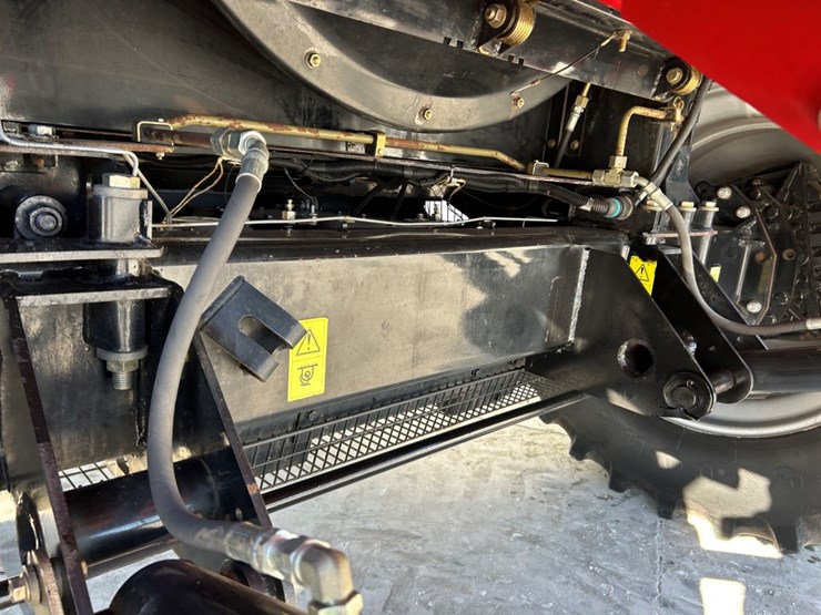 2007-case-ih-7010-image-99