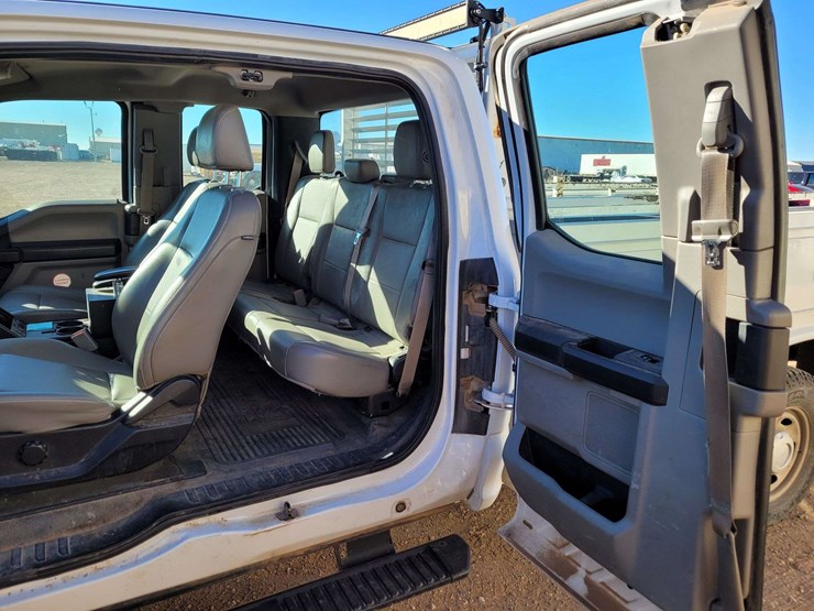 2017-ford-f350-image-7