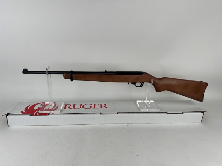 #61-•-#1434-•-ruger-46317-semi-automatic-rifle-22-lr-image-2