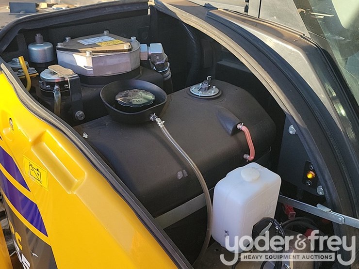 2023-komatsu-pc55mr-image-37