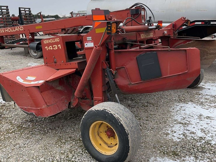 new-holland-1431-image-6