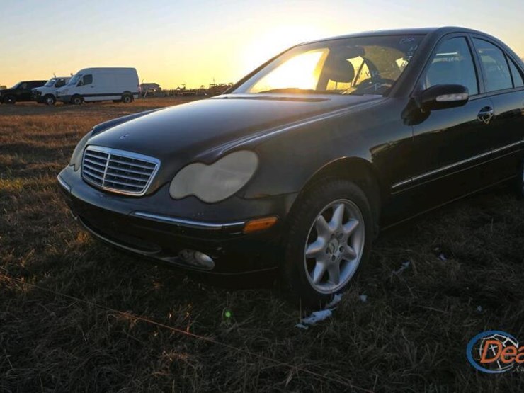 2002-mercedes-benz-c240,-s/n-wdbrf61j22f260401:-odometer-shows-149k-mi.-image-27