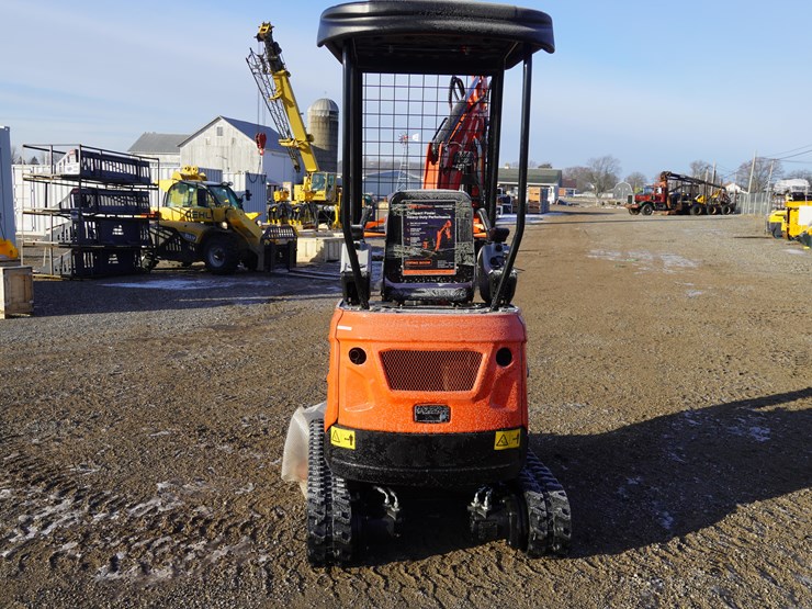 #1204-•-2025-tpm-18bs-mini-hydraulic-excavator-image-3