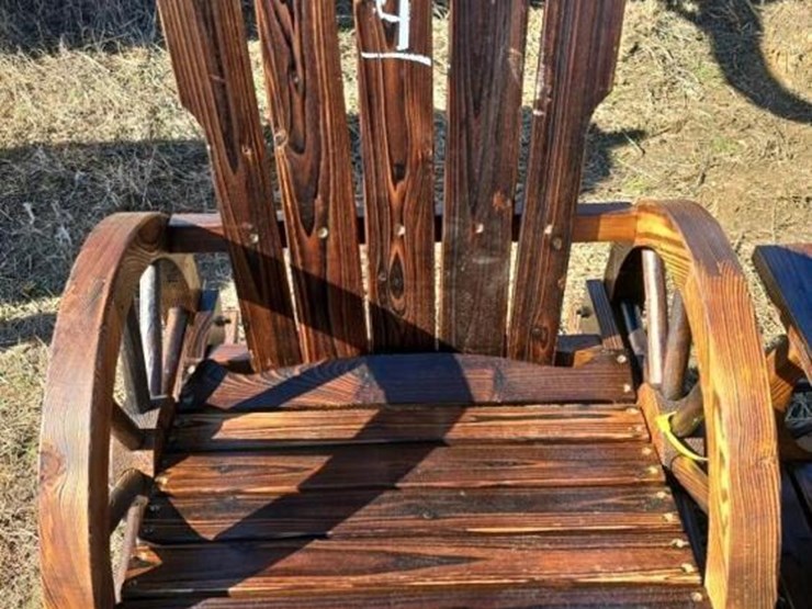 wagon-wheel-rocker-image-1