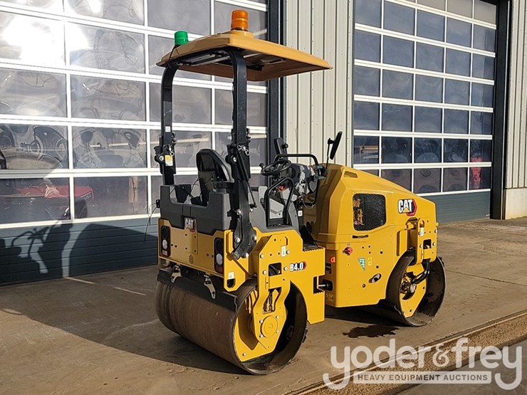 2025-caterpillar-cb4.0-image-5