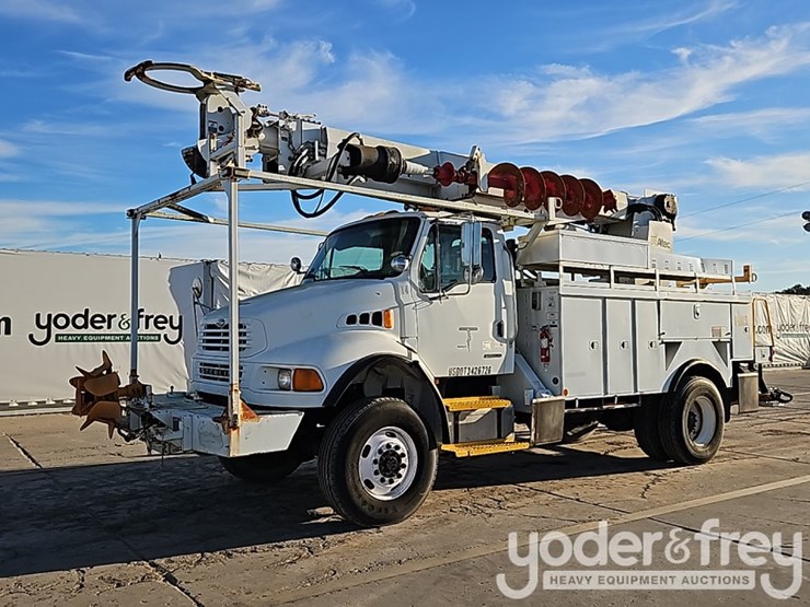 2009-sterling-acterra-image-1