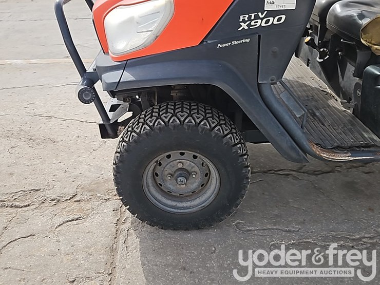 2014-kubota-rtv-x900-image-12