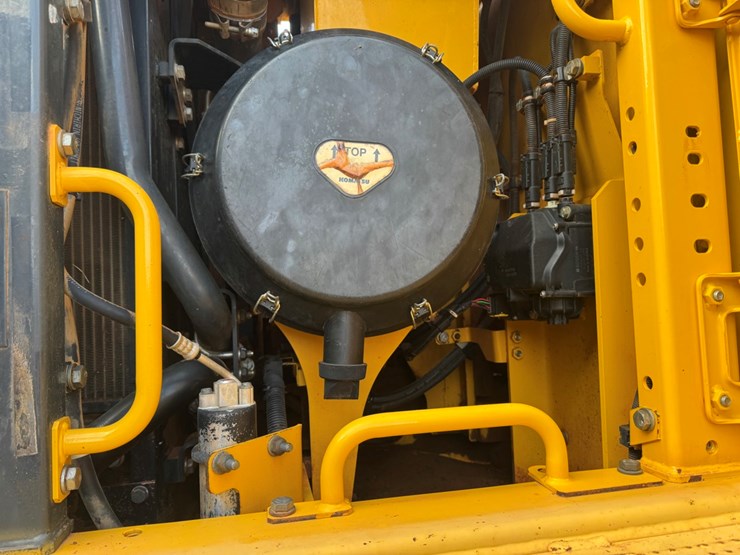komatsu-pc490-lc-11-image-192