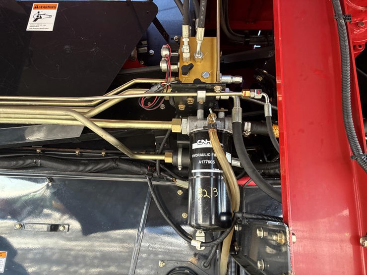 2010-case-ih-6088-image-79