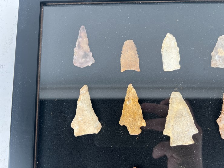 #85-•-#5060-•-(20)-frame-native-american-artifacts-from-the-deep-south-image-3