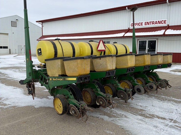 john-deere-7200-image-5