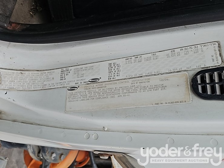 2007-sterling-lt7500-image-38