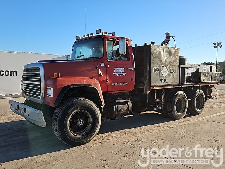 1988-ford-l8000-image-1