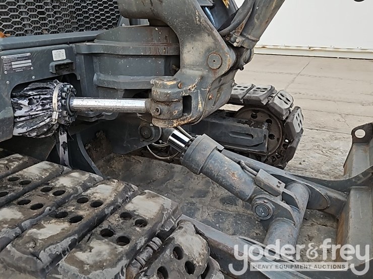 2020-volvo-ecr88d-image-14