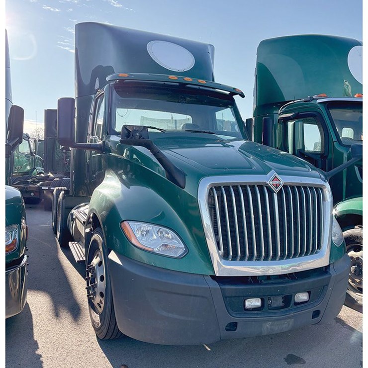 2020 INTERNATIONAL LT