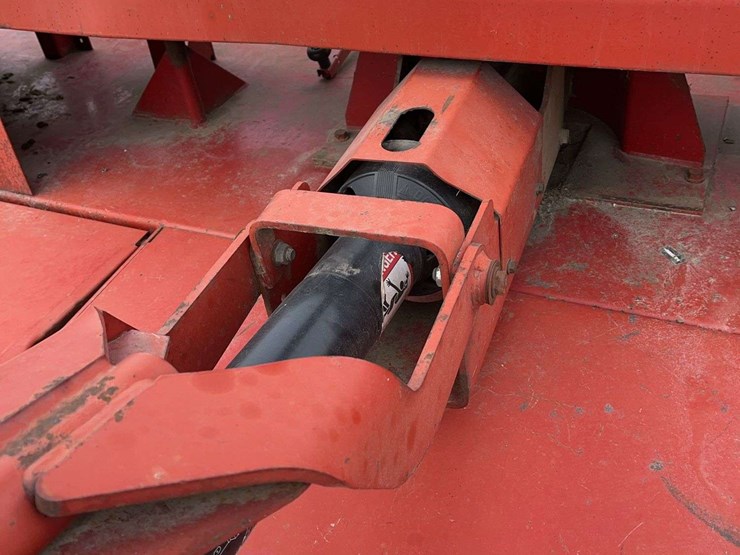 new-holland-1431-image-8