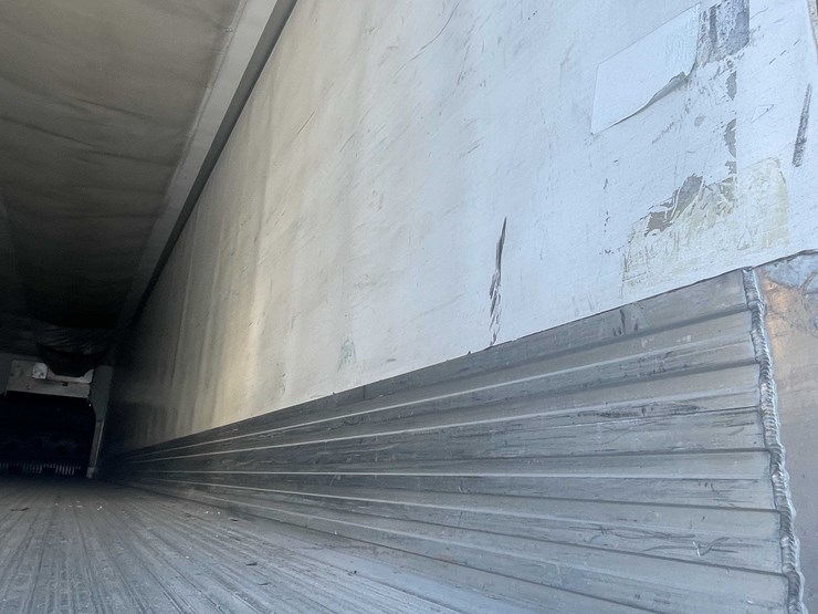 2010-utility-reefer-image-39