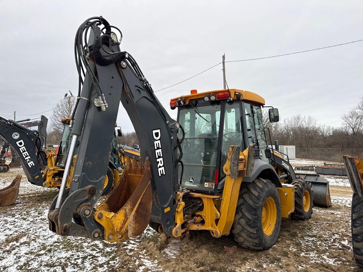 john-deere-310-image-3