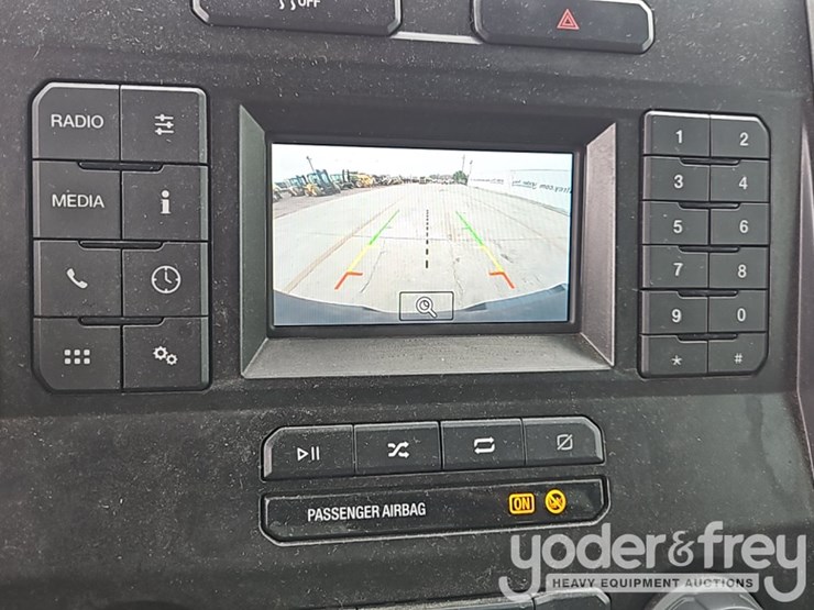 2022-ford-f250-image-31