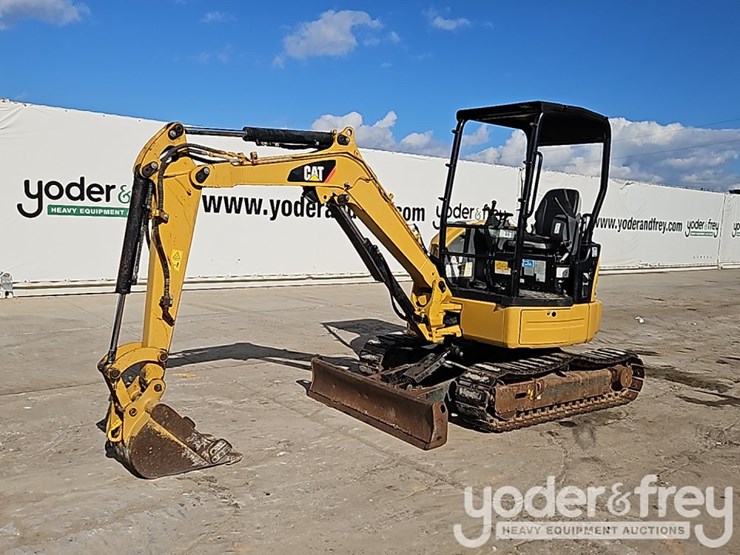 2015-caterpillar-303e-cr-image-1