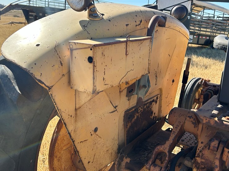 minneapolis-moline-m602-image-9