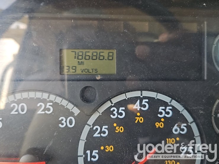 2009-sterling-acterra-image-59