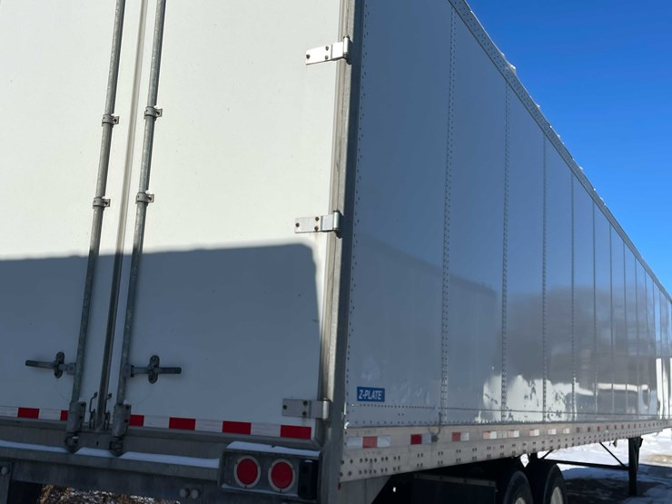 2022-stoughton-trailer-image-17