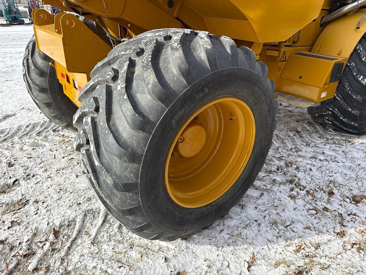 2023-hydrema-912hm-image-17