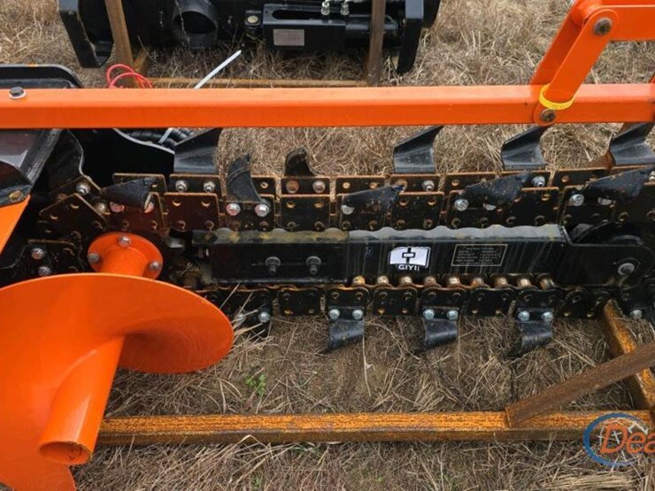 mini-skid-steer-trencher-image-4