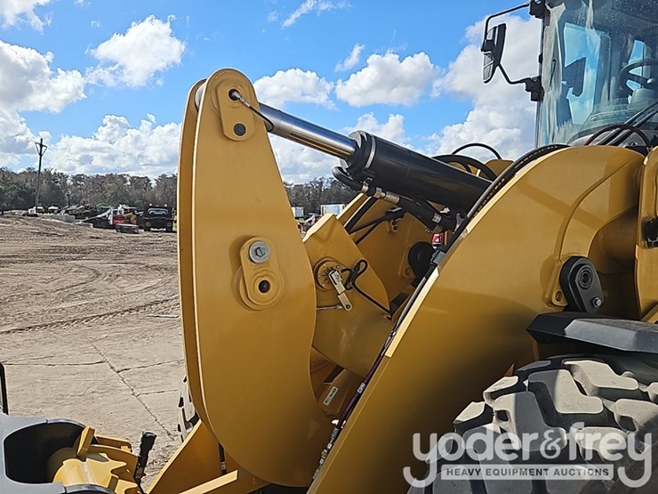 2026-caterpillar-930-image-20