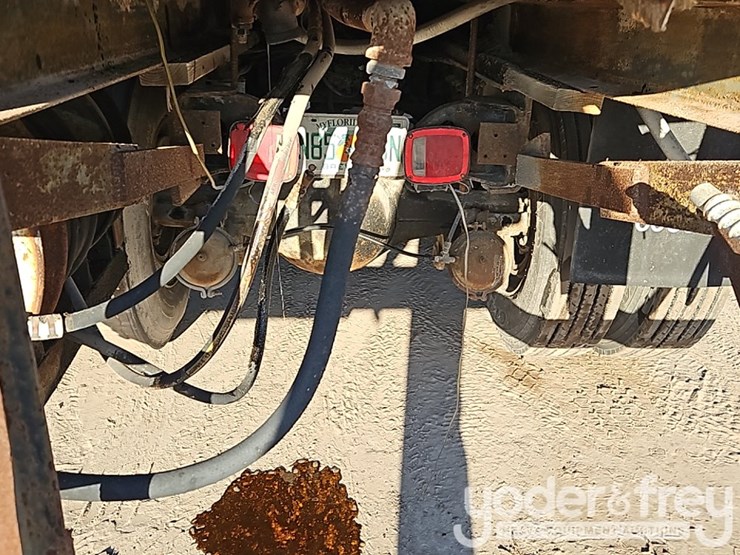 1988-ford-l8000-image-16