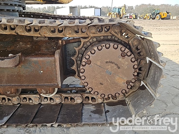 2016-komatsu-pc360-lc-11-image-12