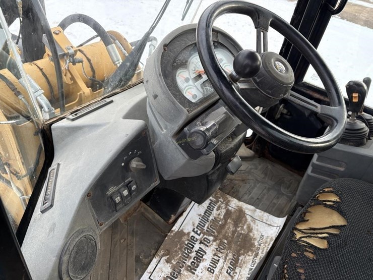 2005-caterpillar-924g-image-13