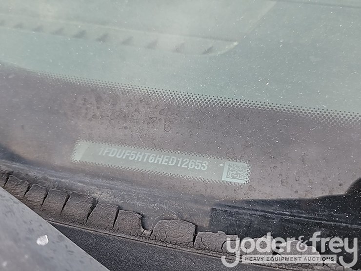 2017-ford-f550-image-31