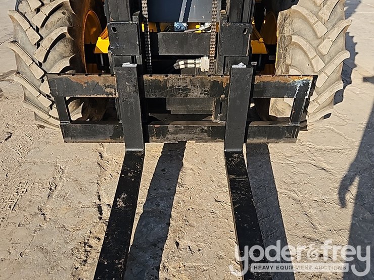 jcb-930-image-16