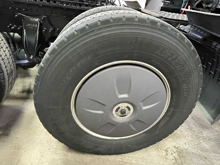 #6224-•-2022-freightliner-cascadia-semi-truck-(title-in-delay)-image-48