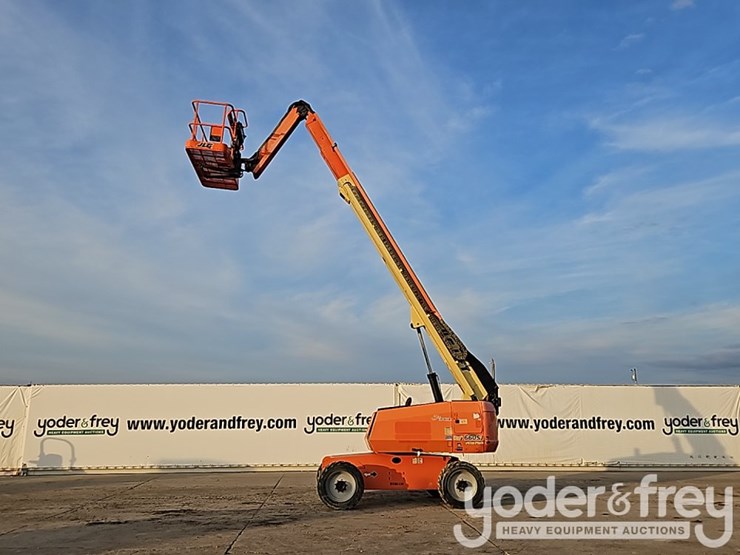 2017-jlg-660sj-image-2