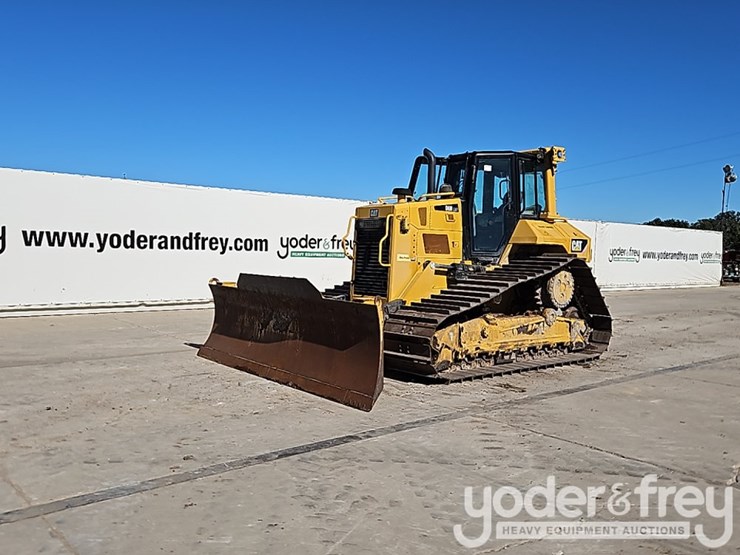 2018-caterpillar-d6n-image-2