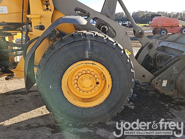 2019-volvo-l70h-image-10