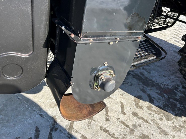 2007-case-ih-7010-image-88