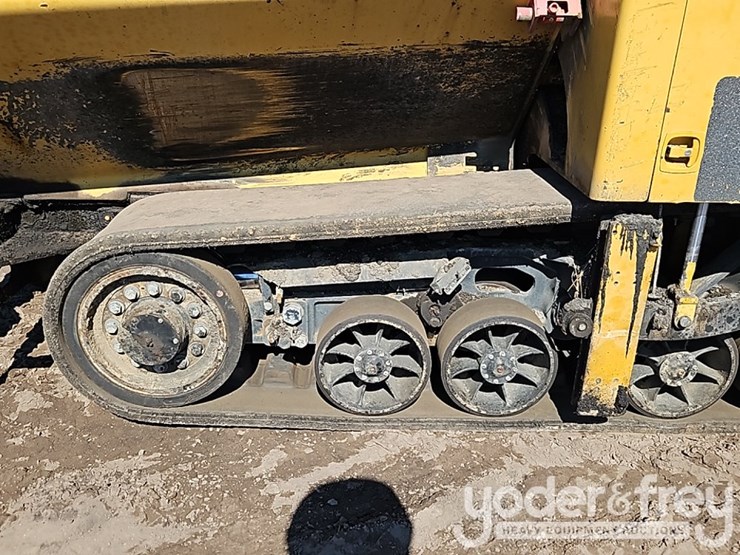 2012-caterpillar-ap-1055e-image-17