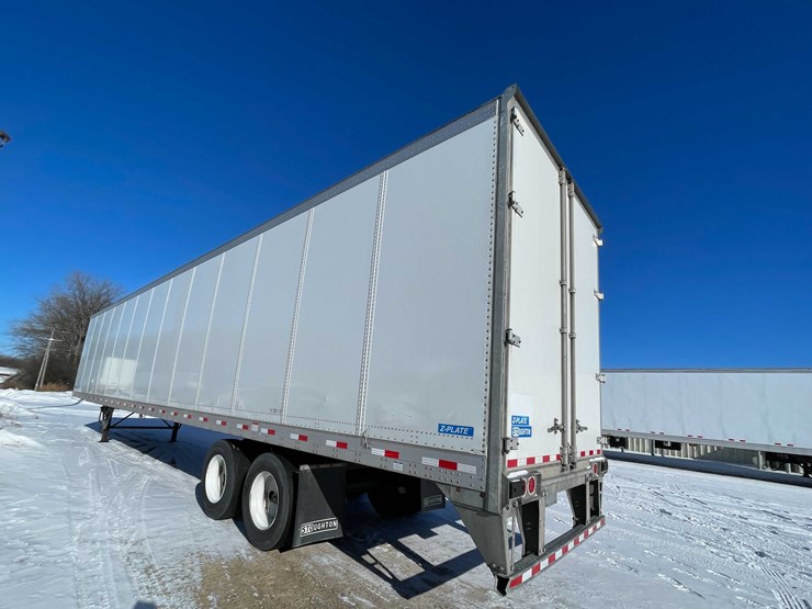 2023-stoughton-trailer-image-10