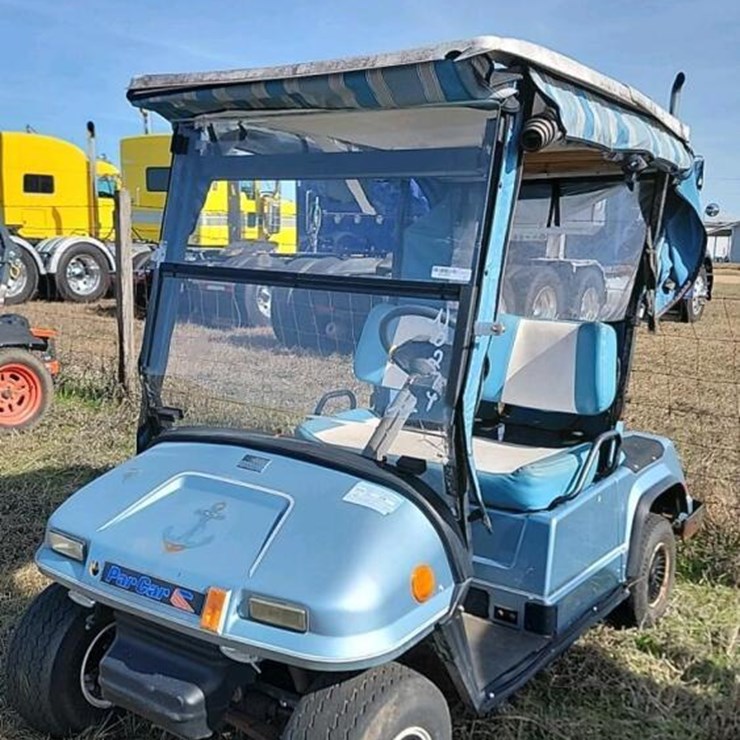 COLUMBIA PARCAR ELECTRIC CART: 36-VOLT, CHARGER
