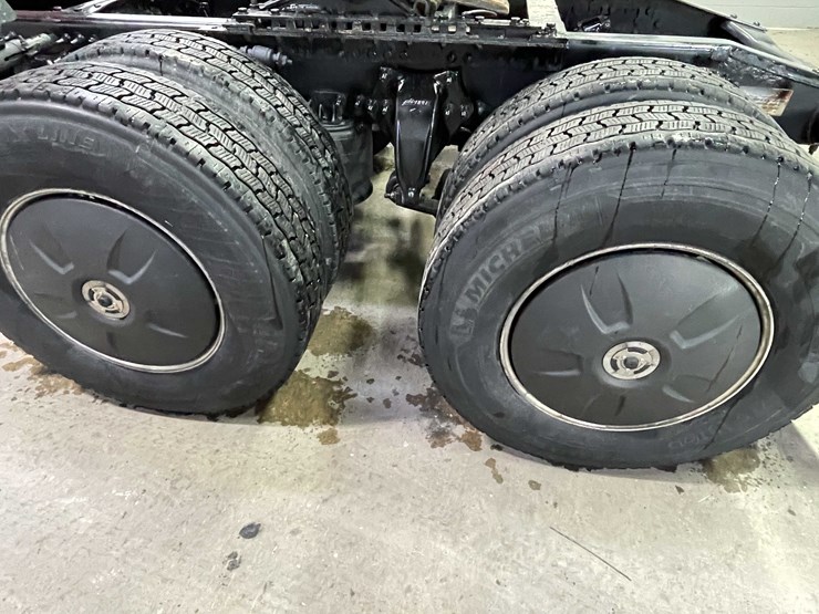 #6226-•-2021-freightliner-cascadia-semi-truck-(title-in-delay)-image-57