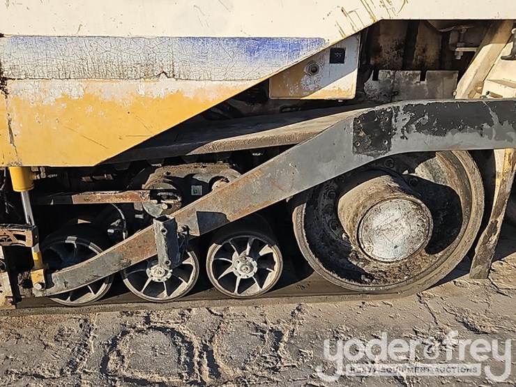 2015-caterpillar-ap-655d-image-16