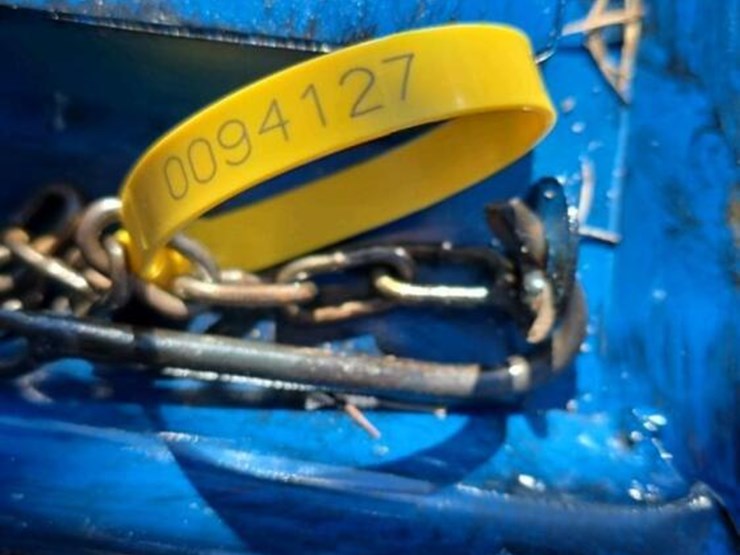 metal-ford-tailgate-image-2