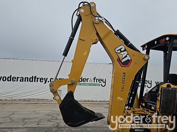 2023-caterpillar-420-xe-image-18