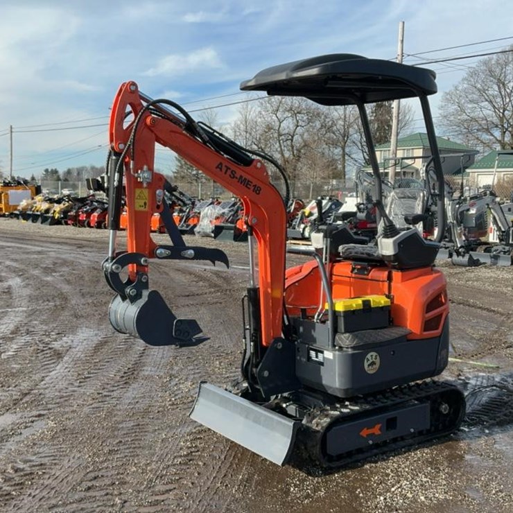 #1214 • Unused, Landhero, ME18 Mini Excavator, LDH-ME18-ZW