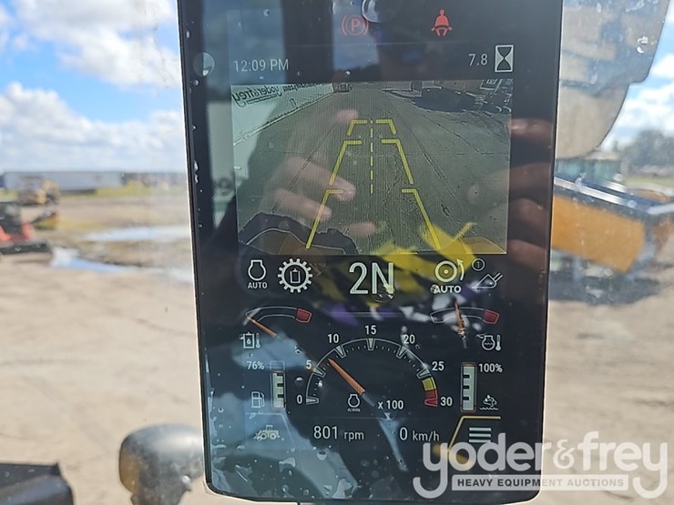 2026-caterpillar-930-image-37